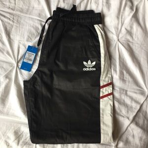 Men’s Adidas joggers